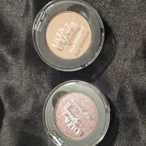 Makeup bundle - Picture 3 of 5